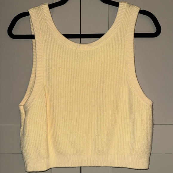 Knit Zara Tank - Picture 2 of 2